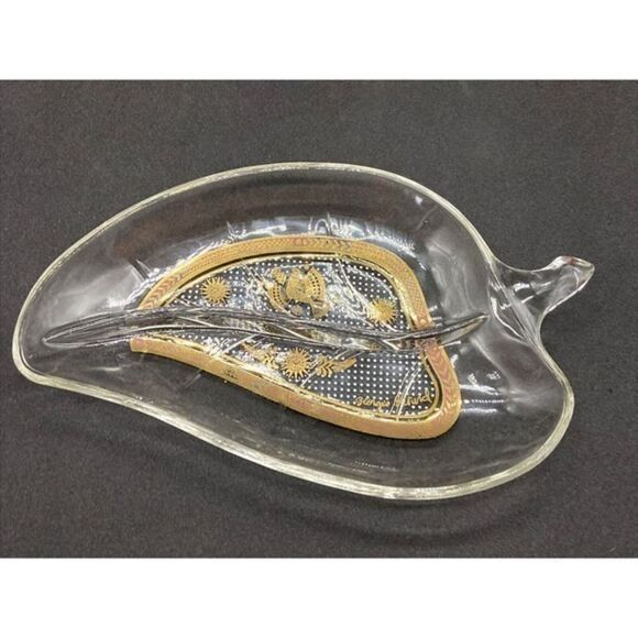 Vintage Georges Briard‎ leaf Shaped Glass Relish Dish With Gold Designs MCM - Picture 1 of 12